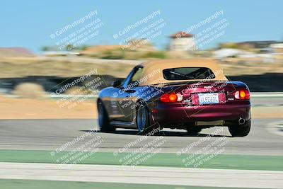 media/Dec-13-2025-Extreme Speed (Sat) [[d129ecb0b9]]/Beginner/Session 2 (Turn 4)/